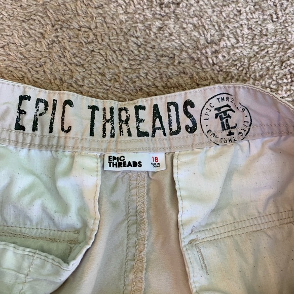 Tan Khakis - Picture 4 of 5